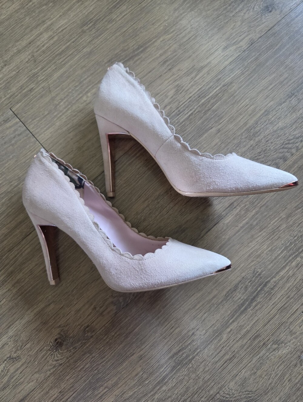 Ted Baker Blush Scalloped Pointed-Toe Heels - Picture 2 of 11